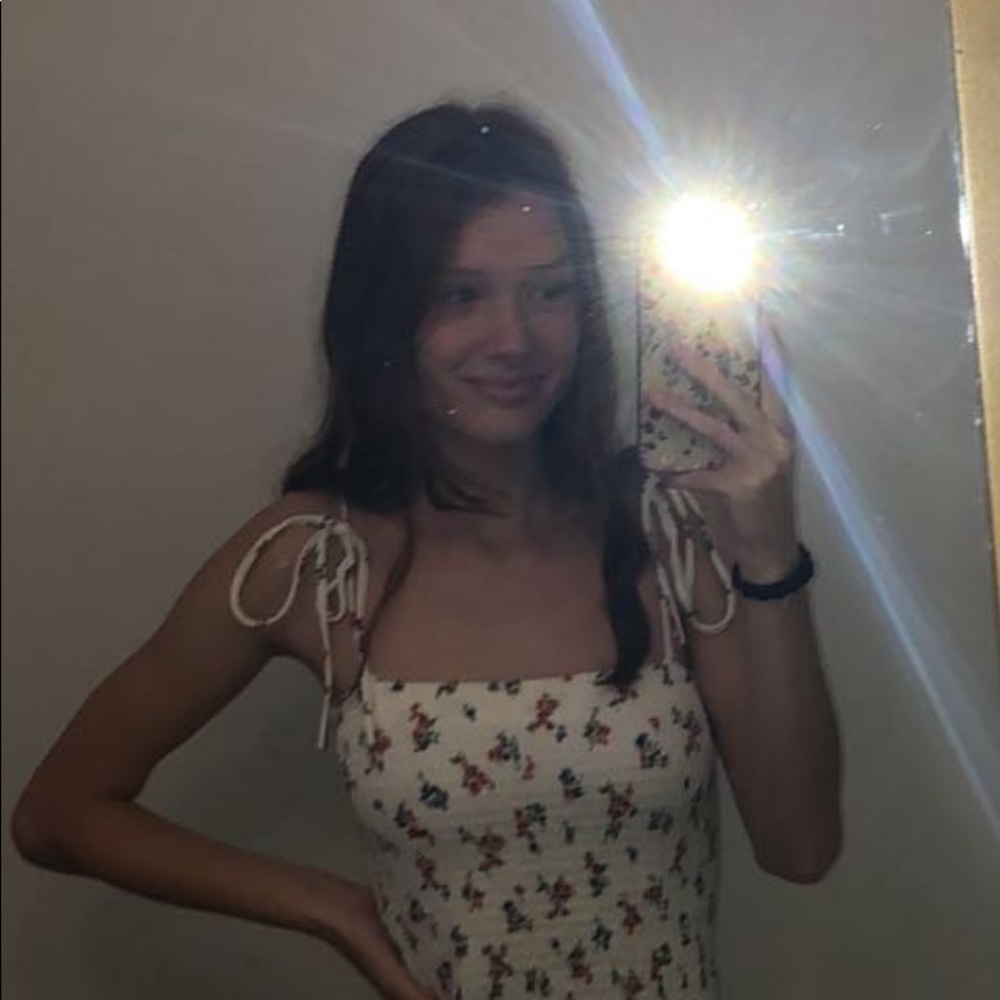 Meet your Posher, Lydia